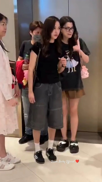 Freen is 🥹 Really Upset With Fan's Behaviour, Atleast Fans Should Stay Away After The Work 🥹#shorts