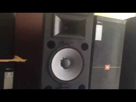 Video Loa JBL SRX 725 tại Việt Mới AUDIO - youtube