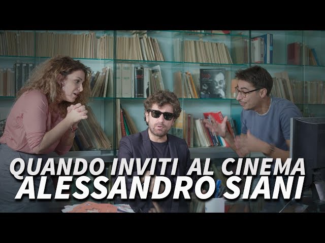 Siani Regali Di Natale.Quando Inviti Alessandro Siani Al Cinema Isoldispicci Youtube