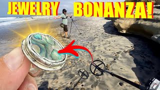 Download Lagu We Found a TON of Jewelry Metal Detecting These LOADED California Beaches! MP3