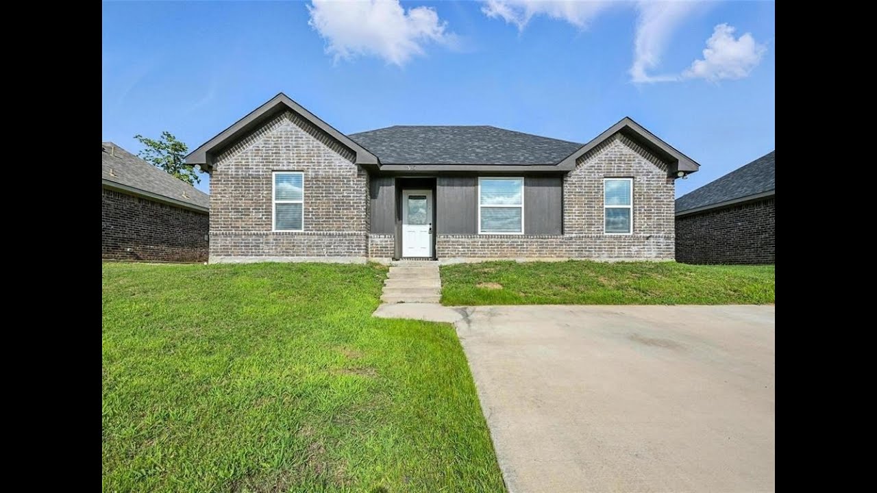 913 N Barrett Avenue | Denison Real Estate