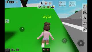 SOBREVIVEMOS NO MAIOR ATAQUE DE ZUMBI historinha brookhaven RP roblox