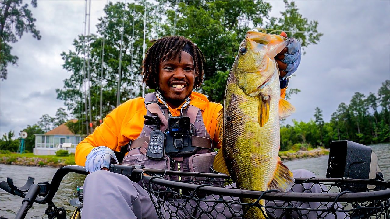 BIG BASS Came To Eat On Lake Murray | Kayak Bass Fishing