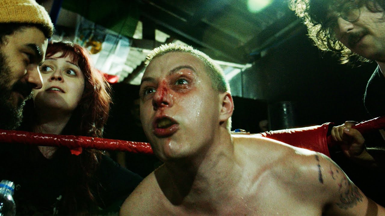 Bella e o Olmo da Bruxa - Bem no seu aniversário (Videoclipe Oficial)