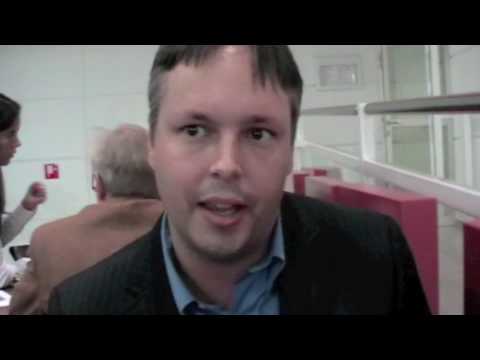 Interview with Adam Riggs - Shutterstock at Book Fair 2009 - YouTube