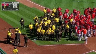 WSH@PIT: Benches clear after ball thrown behind Kang