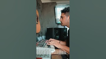 Playing a Popcorn synth