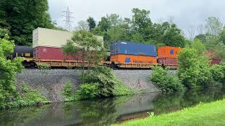 NS Easton Train meet at the S curve by Hugh Moore Park