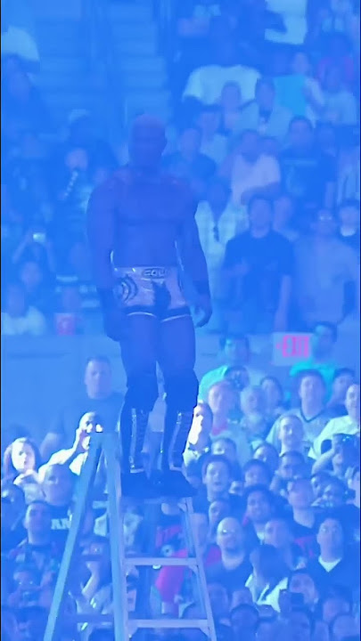 Shelton Benjamin’s CRAZY leap from the top of a ladder! #Short