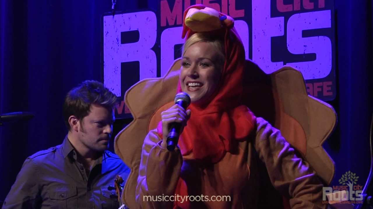 Aly Sutton Vietti Chili Jingle "Dinner Table" YouTube