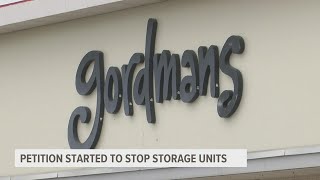 Des Moines east sider starts petition to stop city from turning old retail shop into storage