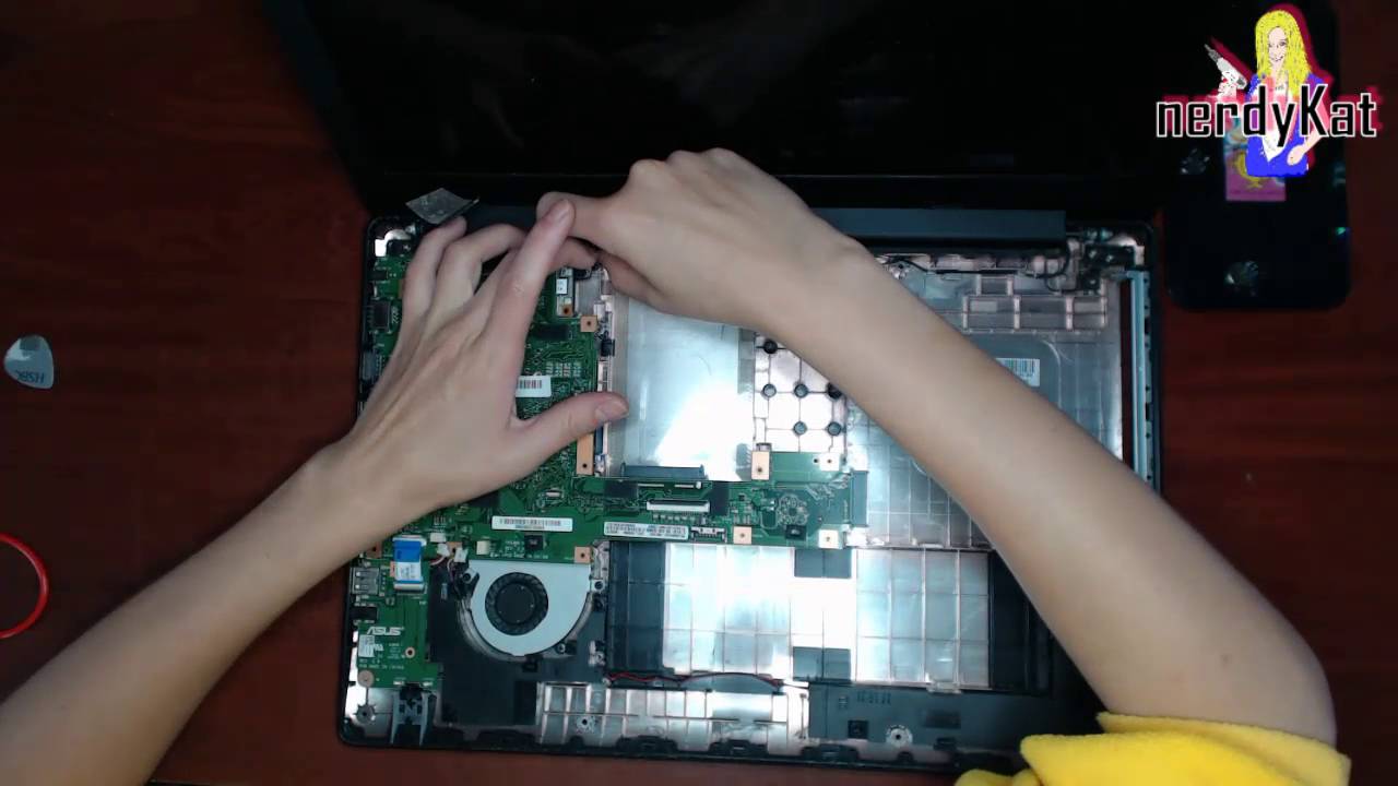 ASUS X553M disassembly + "magic fix" - YouTube