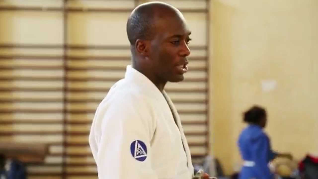 Les Maitres Du Jiu Jitsu Contre L Alcoolisme Cameroun Youtube