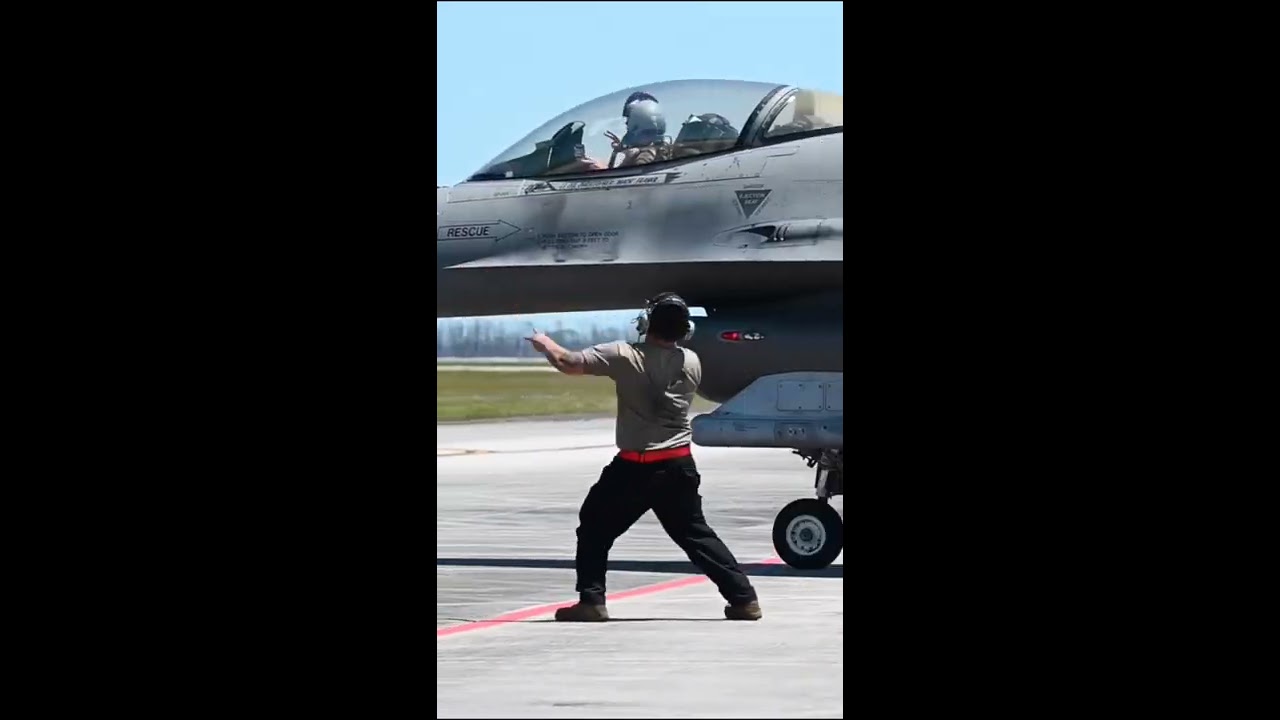Viper Pilots Crew Chief