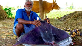 10 KG GIANT STINGRAY Fish Cooking | SeaFood Stingray Fish Cutting and Cooking | Thirukkai kulambu