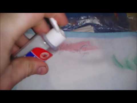 Видео: Как удалить лак для ногтей из одежды: 12 шагов (с иллюстрациями)