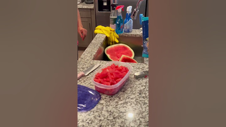 🍉 Watermelon Slicer Fail: Jeannine's Hilarious Review! 😂