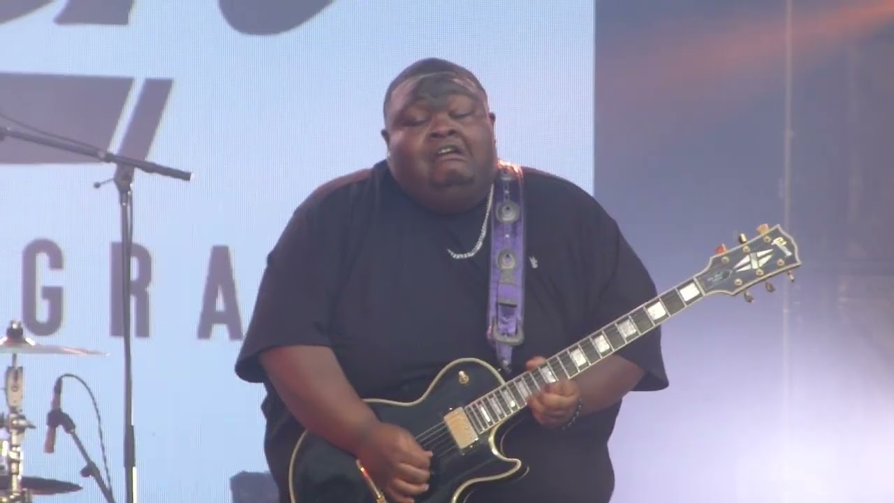 Christone 'Kingfish' Ingram - Intro Jam/Midnight Heat/Fresh Out (Live @ Montréal Jazz Festival)