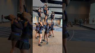 NOW THATS HOW YOU PULL A HEEL STRETCH! 😍 #cheerstunts #cheer #shorts