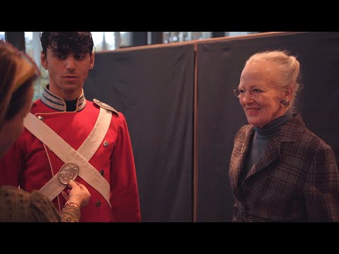 Kostumeprøve med Dronning Margrethe - Nøddeknækkeren i Tivoli