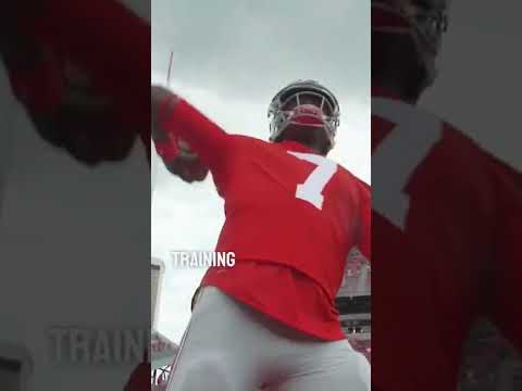 Video: Dwayne haskins berkahwin dengan siapa?