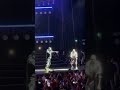 21 savage brings out drake at his toronto show