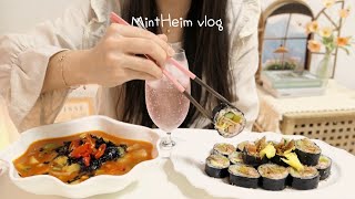 ENG)Korean vlogmart shopping & Cheese Buldak Fried Ricedaily cooking & eatingHome Cafe Decor/ASMR