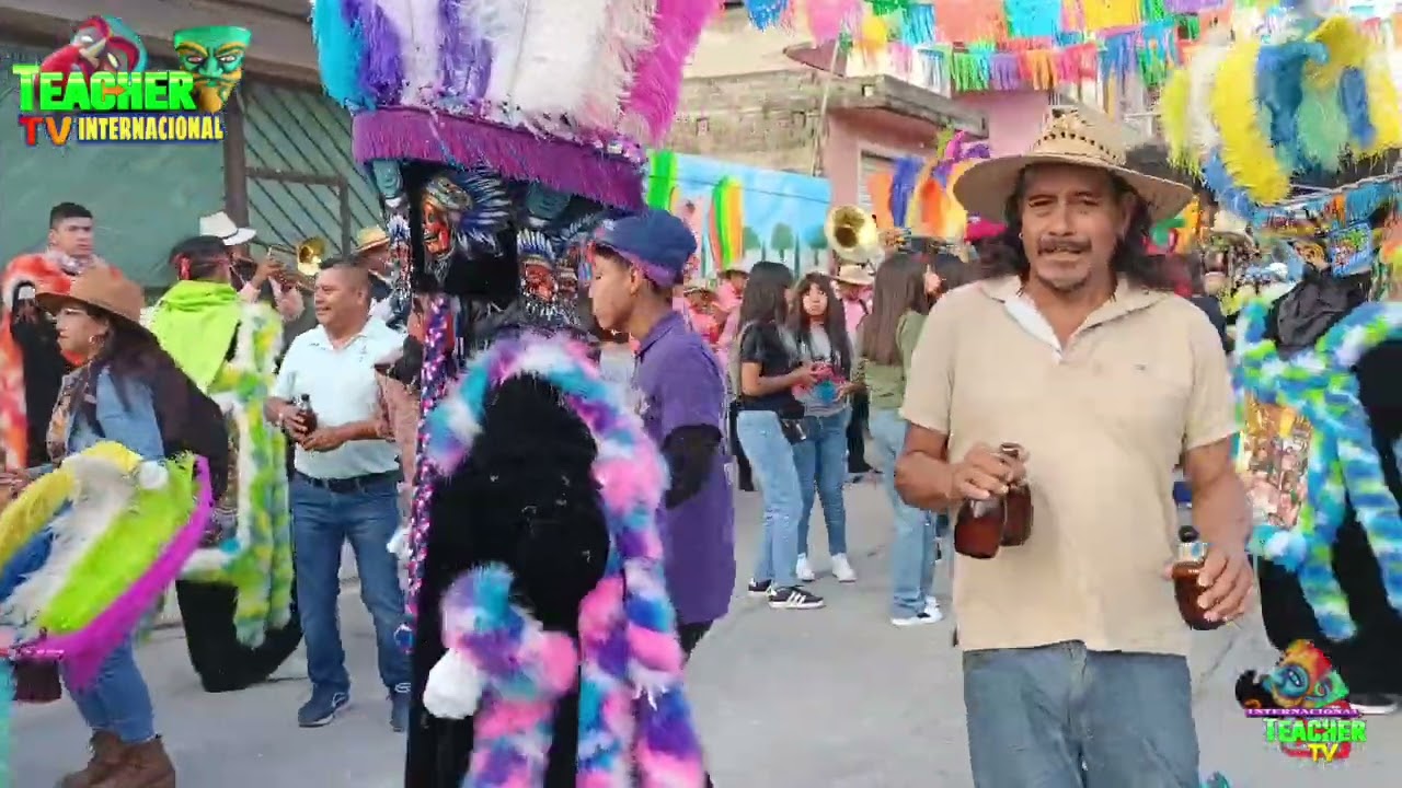 EL NUEVO SON DE CHINELOS CON LA BANDA ORIENTAL