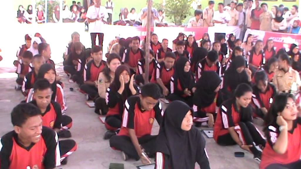 honda-students-competition-2016-yel-yel-sma-2-luwuk-youtube