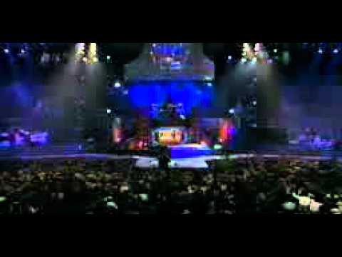 guns-n'-roses-ft-|-sir-elton-john-playing-november-rain-mp.4