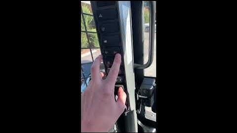 NEW HOLLAND C332 Skid Steer INTERIOR WALK THRU!!