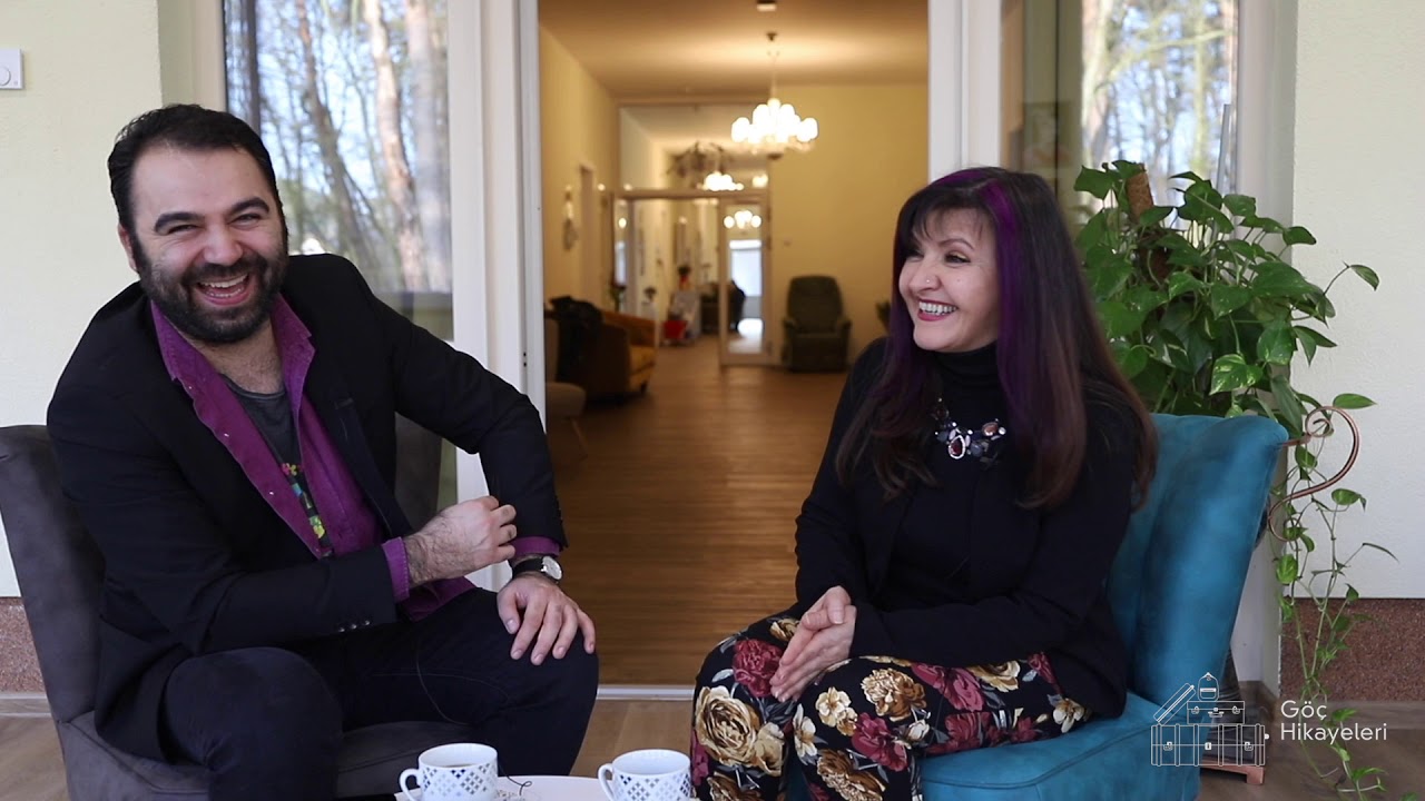 Sivas'ın bir dağ köyünden, Merkel’in elinden ödül almaya uzanan bir Göç Hikayesi: Nare Yeşilyurt