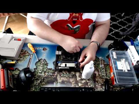 Famicom AV - Oględziny i Czyszczenie