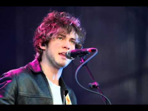 Flash Delirium - MGMT @ Lollapalooza Chile 2012 - Audio - YouTube Susie Salmon