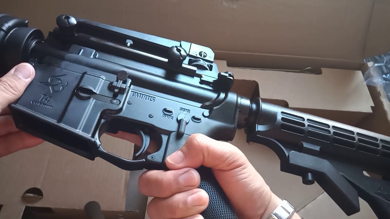 Fuzil T4 cal. 5.56 da fabricante Taurus.
