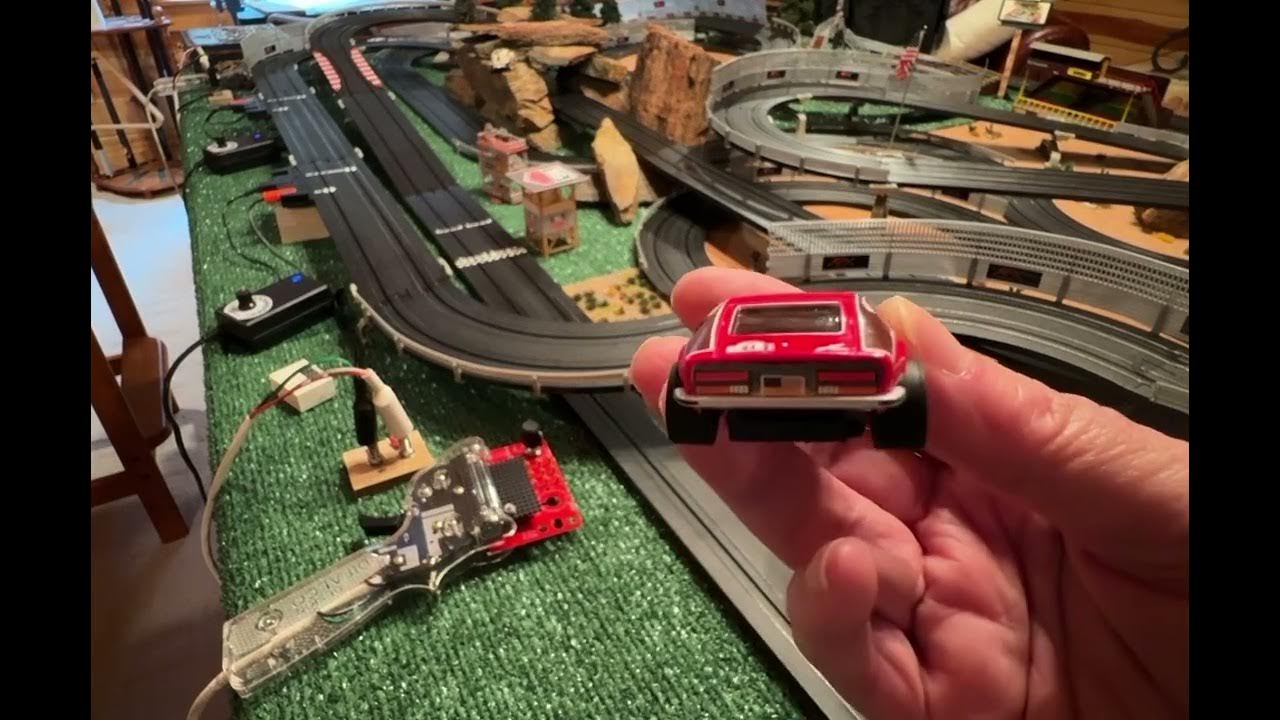 ho-slot-car-track-afx-giant-raceway-aw-adj-pwr-supply-voltage-cube