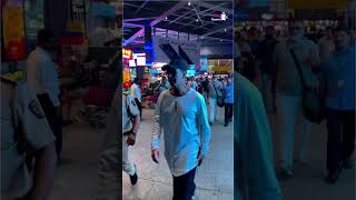 Akshay Kumar At Mumbai Airport