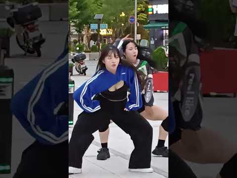 트와이스strategy 커버댄스 - 혼성 댄스팀 스크류 - 신촌 <strong>스타광장</strong> 버스킹 #kpop #dance #cover
