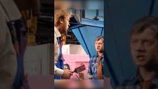 Дулин испортил станок Михалыча🤣 [Наша Раша] #юмор #смех #сериал #нашараша #кино #прикол #угар