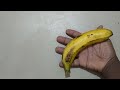 How to remove a banana from your right hand