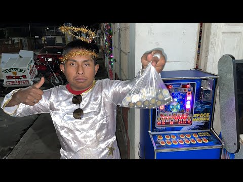 Niño Dios Jugando Maquinas Tragamonedas - Maquinitas - Como ganar en tragamonedas - máquinas - 2023