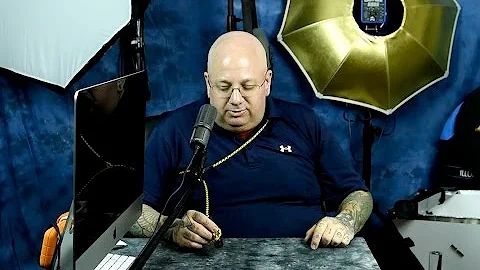 DIY $1 Camera strap for small cameras (X100F etc.). Fast & Easy