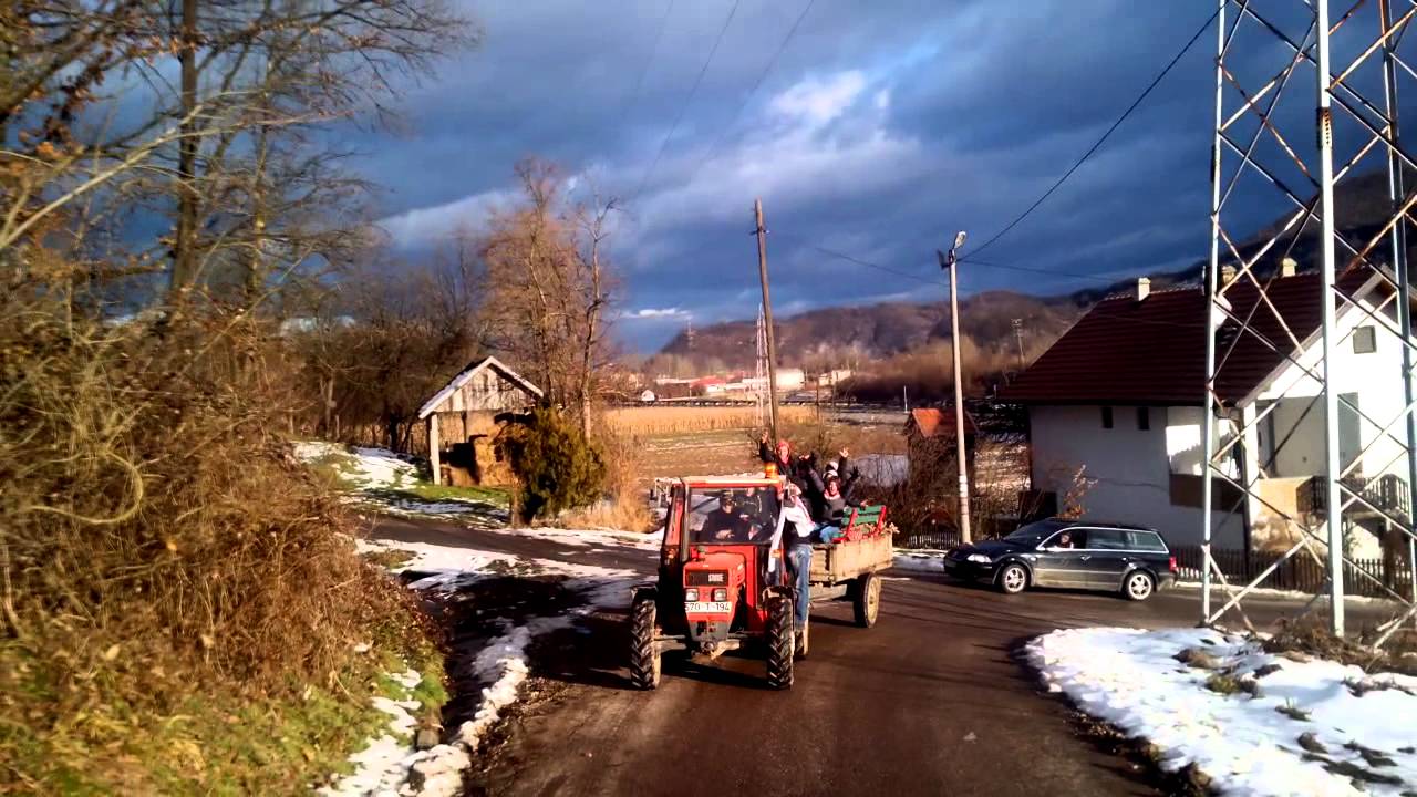 Blog: badnjak Badnjak 2015. - YouTube