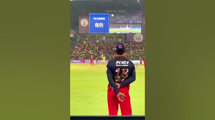 RCB vs CSK: Virat Kohli's astonishment on MS Dhoni’s entry in Chinnaswamy Stadium