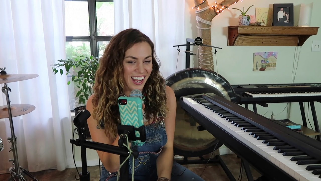 Download THE LIVING ROOM SESSIONS with BRYNNE HEATLEY - SOULSHINE
