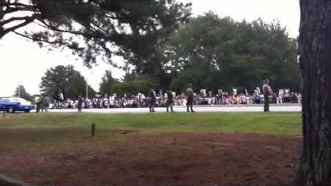 Huge line of protesters at #TroyDavis pending execution