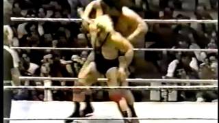 Andre The Giant vs Ken Patera - Philadelphia Spectrum (10-11-80)