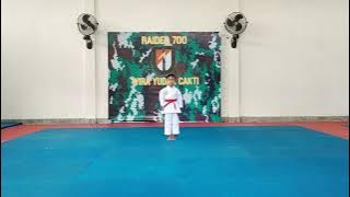 babak fainal kata perorangan putra pra usia dini,( Heian godan) Ananta prasetya korompot