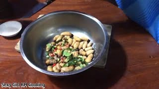 Primitive Technology Skill Cooking Coconut Worms Recipe & Eating Delicious