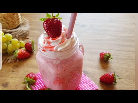 سموثي الفراولة بطريقة سهلة ولذيذة جدا Strawberry Smoothie